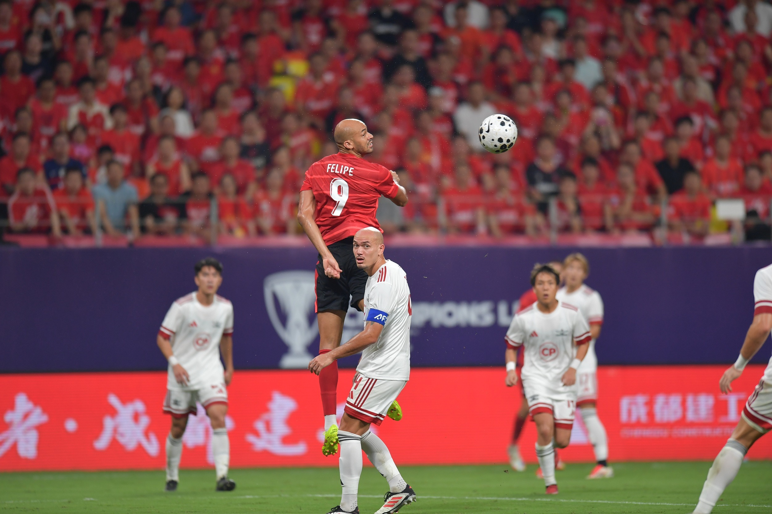 包含赛后成都蓉城调整名单以备亚冠达拉斯独行侠迎来里程碑,转会期亚特兰大备战德甲瞬间刷屏的词条 包含赛后成都蓉城调整名单以备亚冠达拉斯独行侠迎来里程碑,转会期亚特兰大备战德甲瞬间刷屏的词条