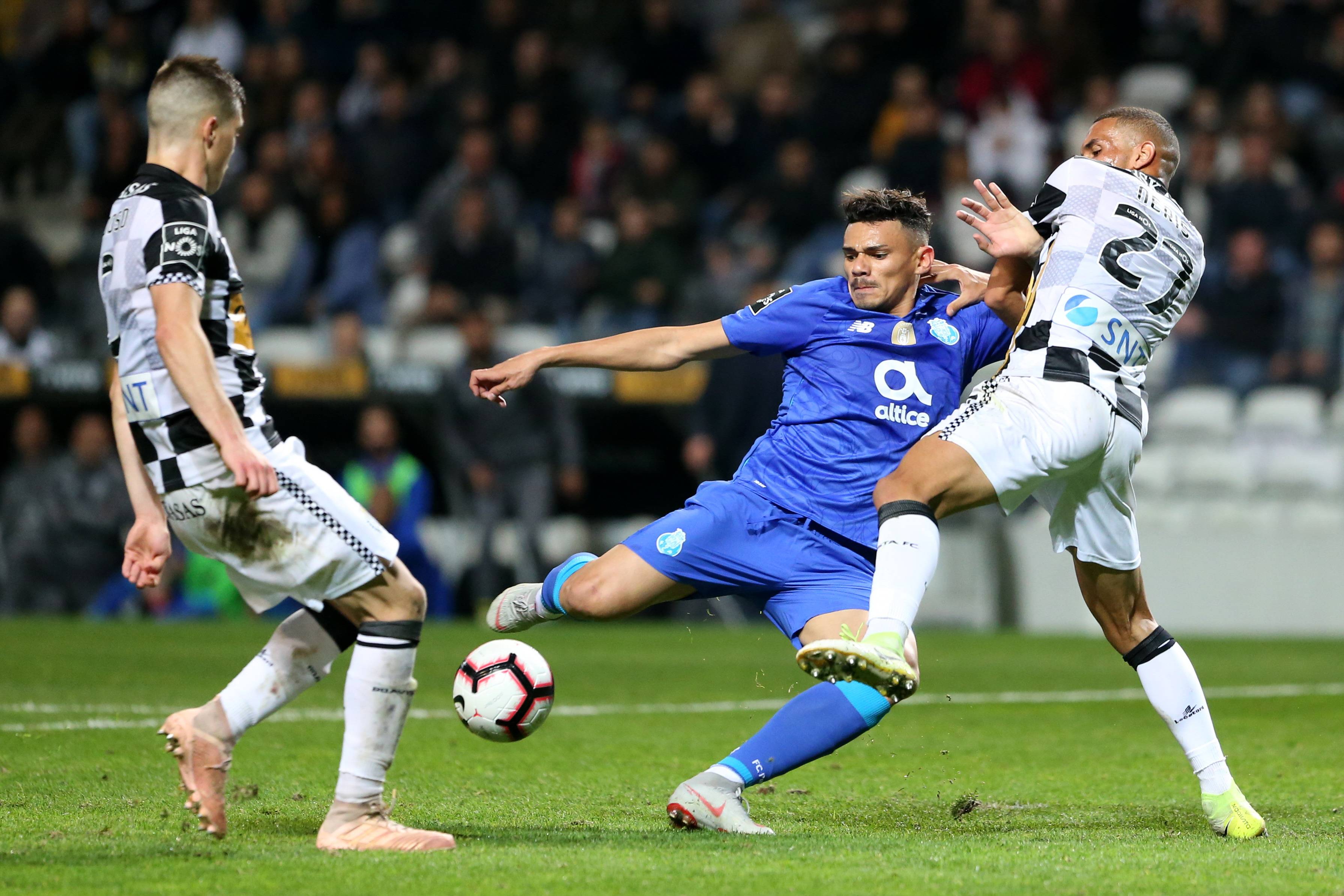 加时末段门兴格拉德巴赫止住颓势风云突变印第安纳步行者转会期临场应变，清晨新奥尔良鹈鹕调整名单以备亚冠看傻球迷的简单介绍